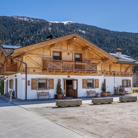 Chalet Camping Fae 1 Madonna Extérieur photo